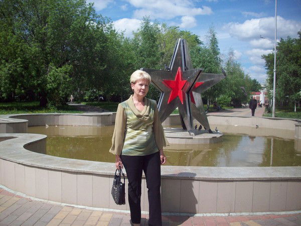 Любовь Захарова