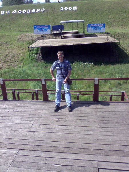 Андрей Стольник