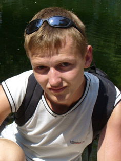 Денис Симонов