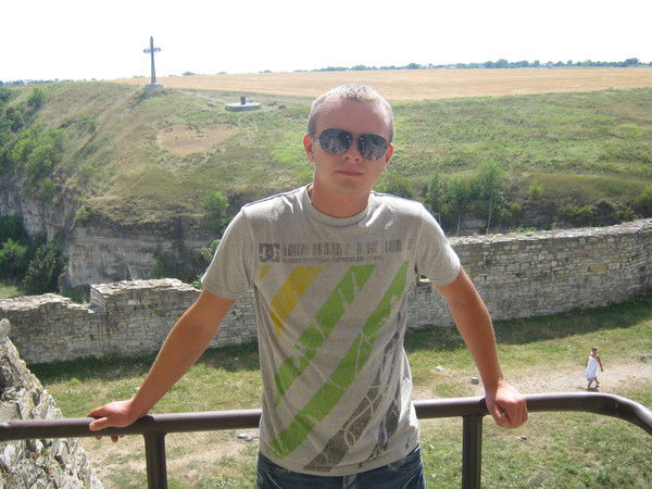 Александр Лещук