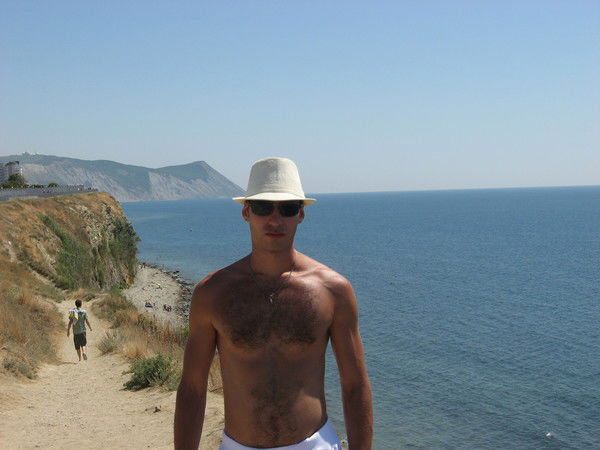 Роман Мартынов