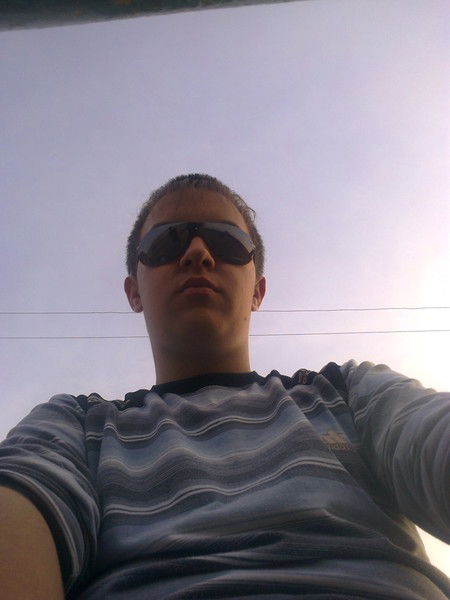 Андрей Мельников