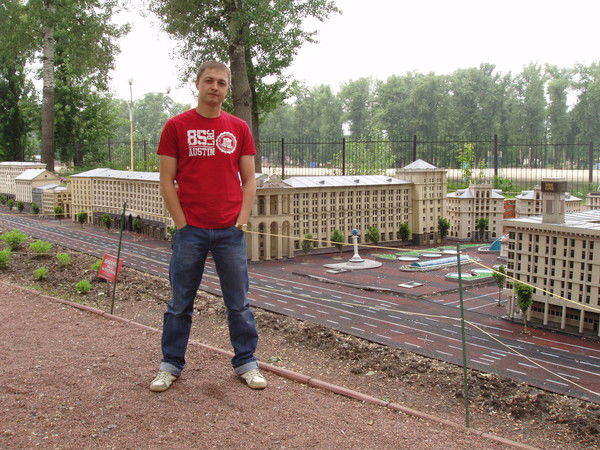 Неизвестно Неизвестно