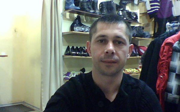 Ваня Хвостов