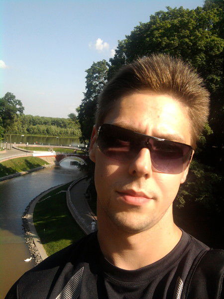 Лeонид Гaнжуров