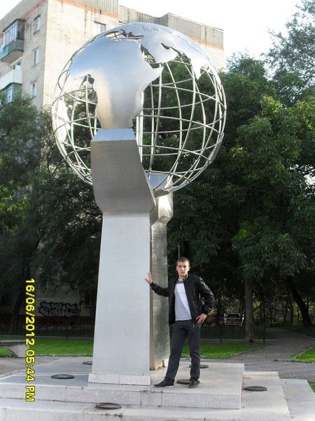 Виталий Демура