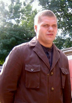 Олег Богданов