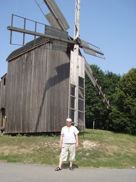 Андрей Ревин