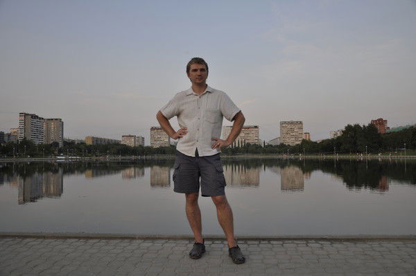 Дмитрий Мельников