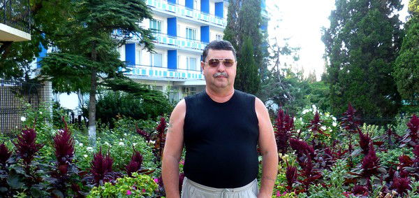 Александр Сотник