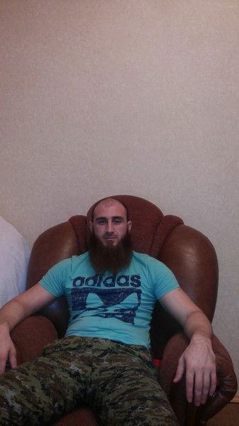 Ислам Магомадов