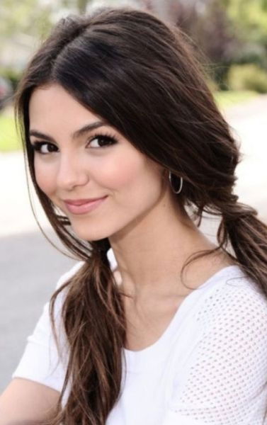 Жыпара Акылбекова