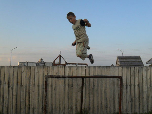 Денис Кабаков