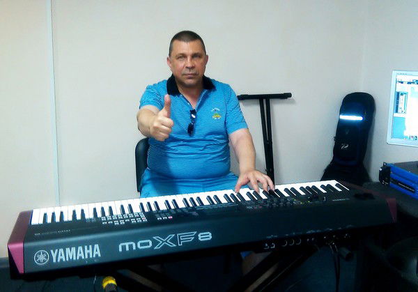 Евгений Быстров