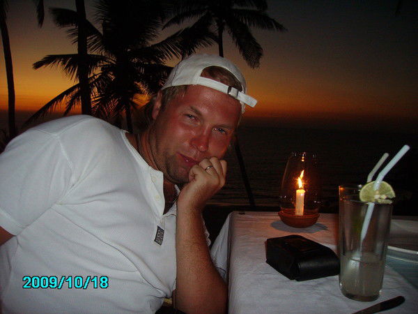 Руслан Петров