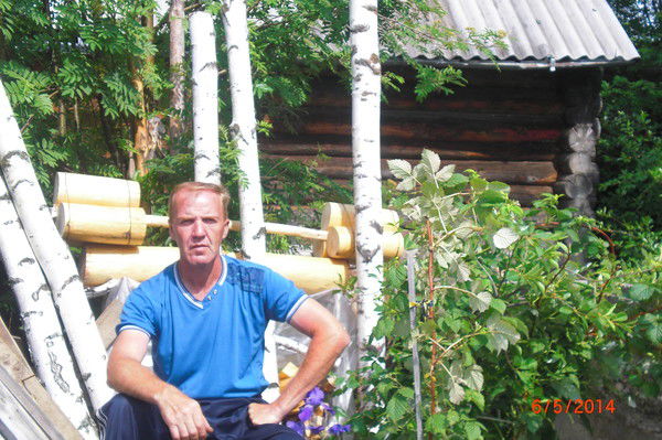 Михаил Симонов