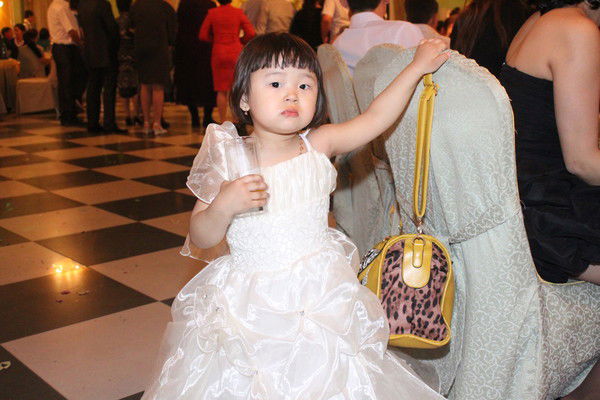 Айна Искакова