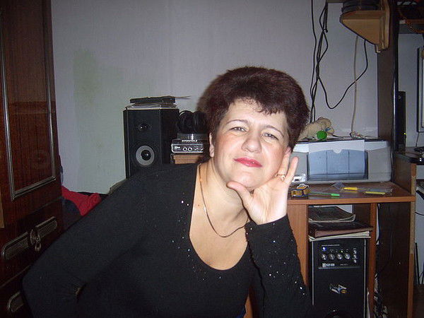 Елена Немнонова