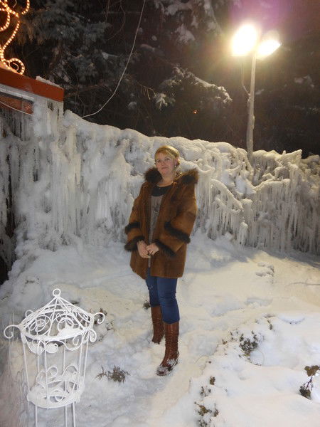 Юля Макалович