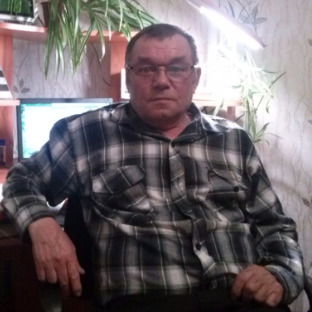 Валерий Томов