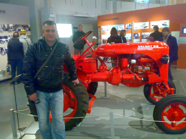 Игорь Романов