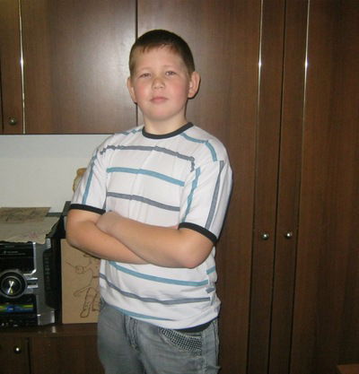 Андрей Олейник