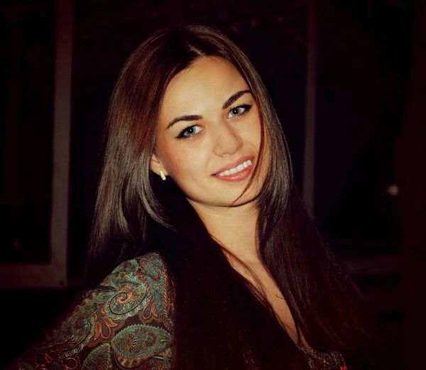 Анна Мельник