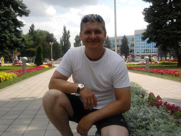 Дмитрий Антонов