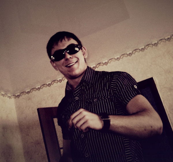 Игорь Кириченко