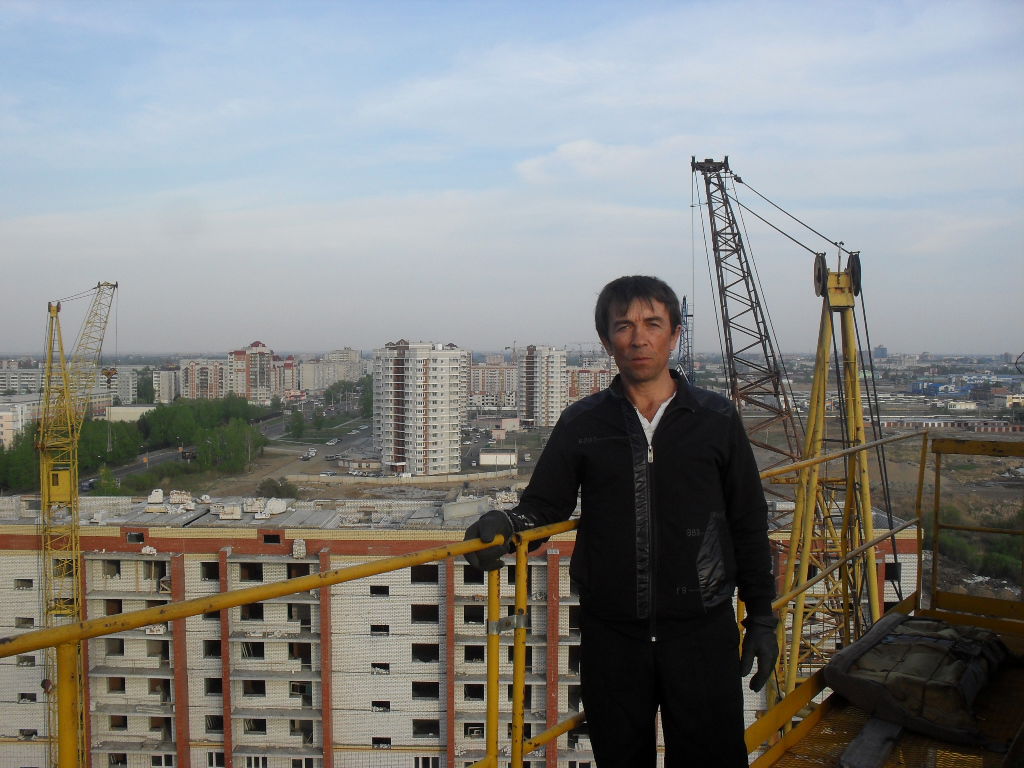 Олег Коновалов