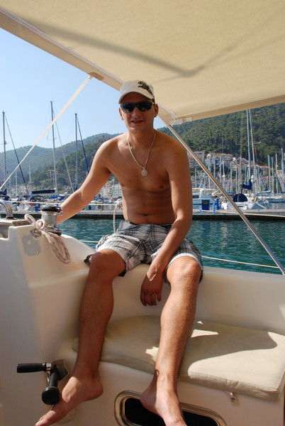 Глеб Тихомиров