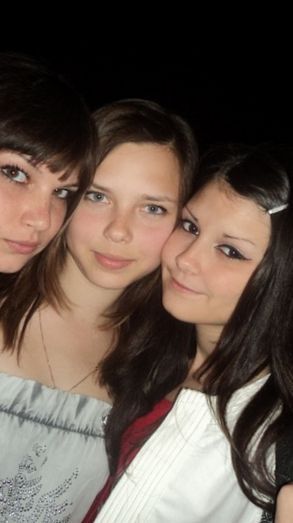 Юля Коноваленко