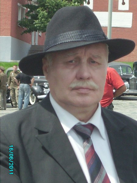 Олег Пазиков