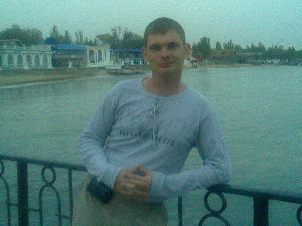 Роман Ткаченко