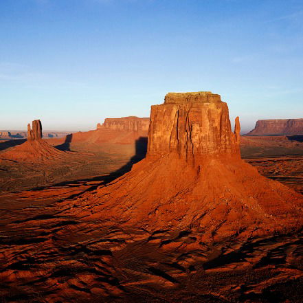 Илья Романов