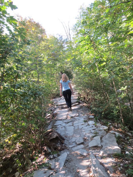 Элла Суворова