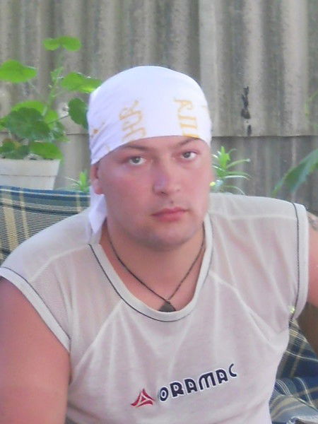 Саша Лавров