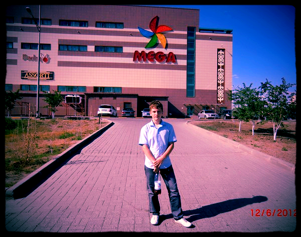 Игорь Кузнецов