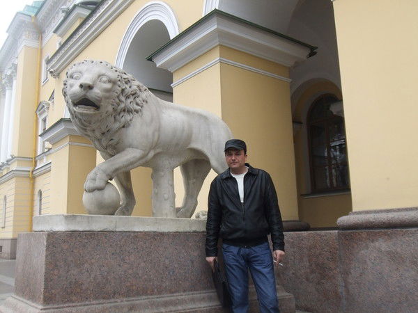 Алишер Олимов