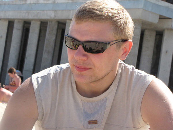 Максим Иванов