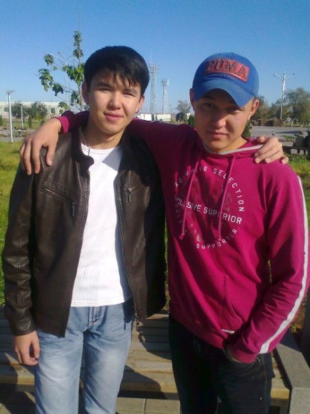 Олжас Бердiбаев