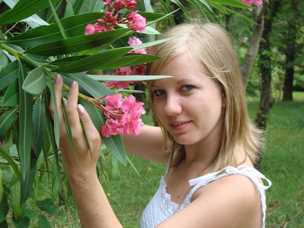 Елена Болонеско