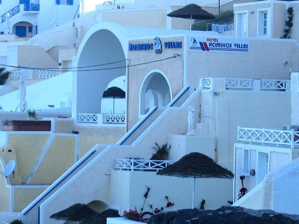 Антон Номикос