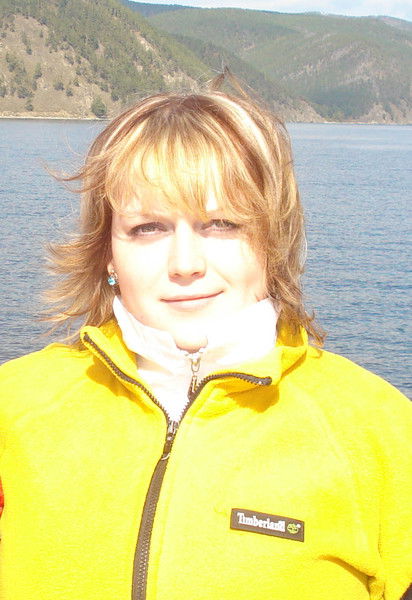 Анна Яхомова