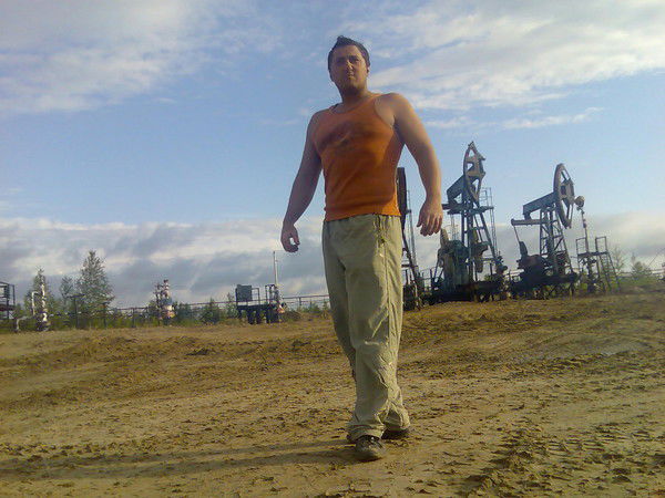 Александр Гончар