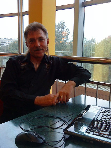 Виктор Иконников