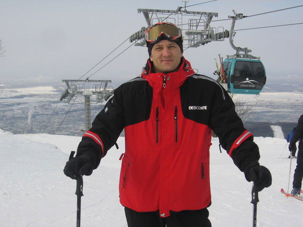 Максим Кобылко