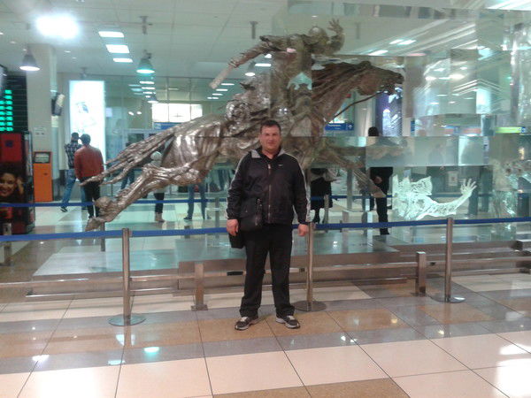 Олег Попков