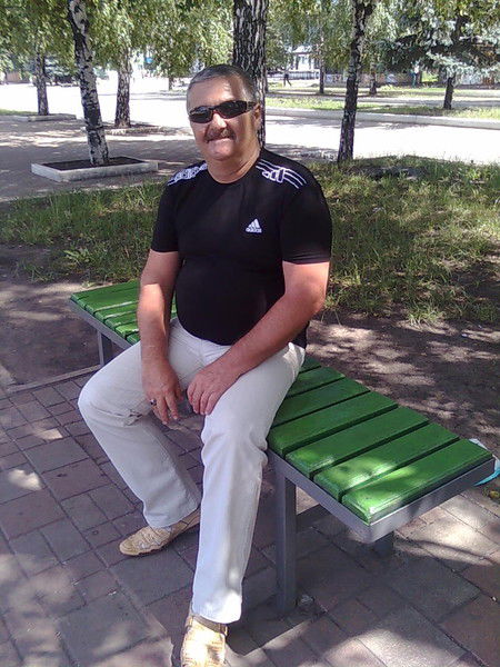 Владимир Зотов