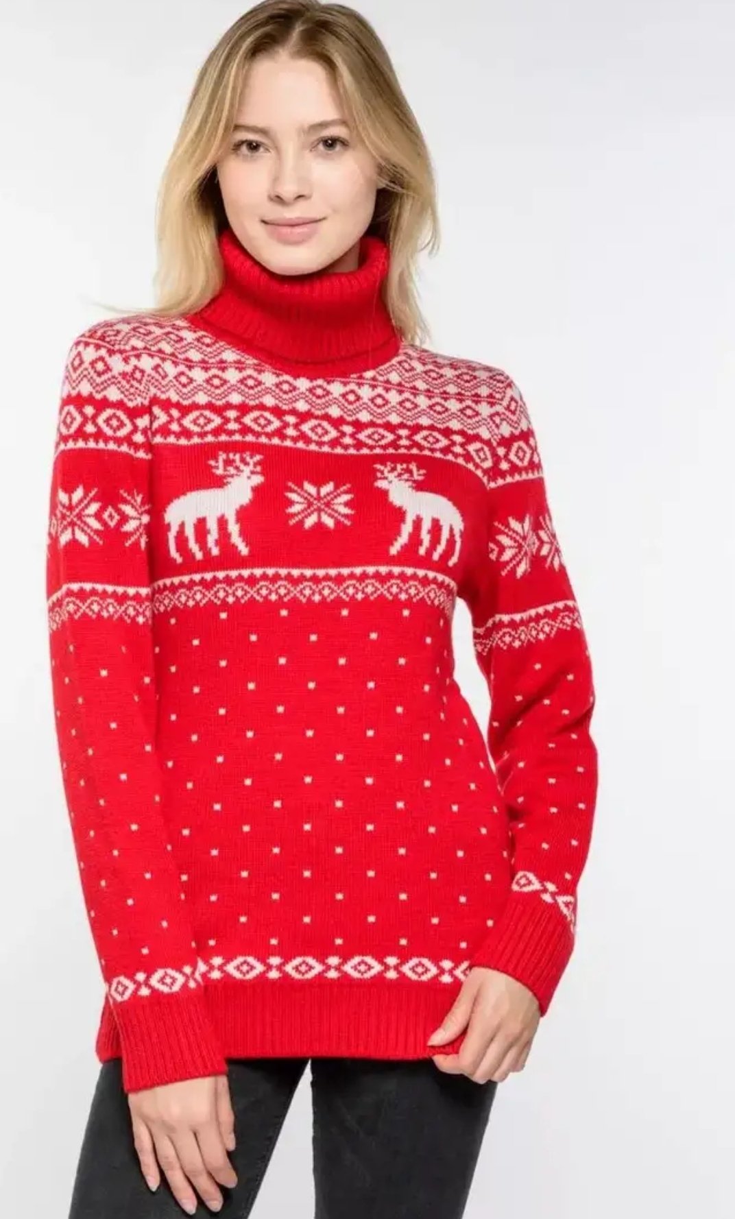 Красный свитер с оленями женский